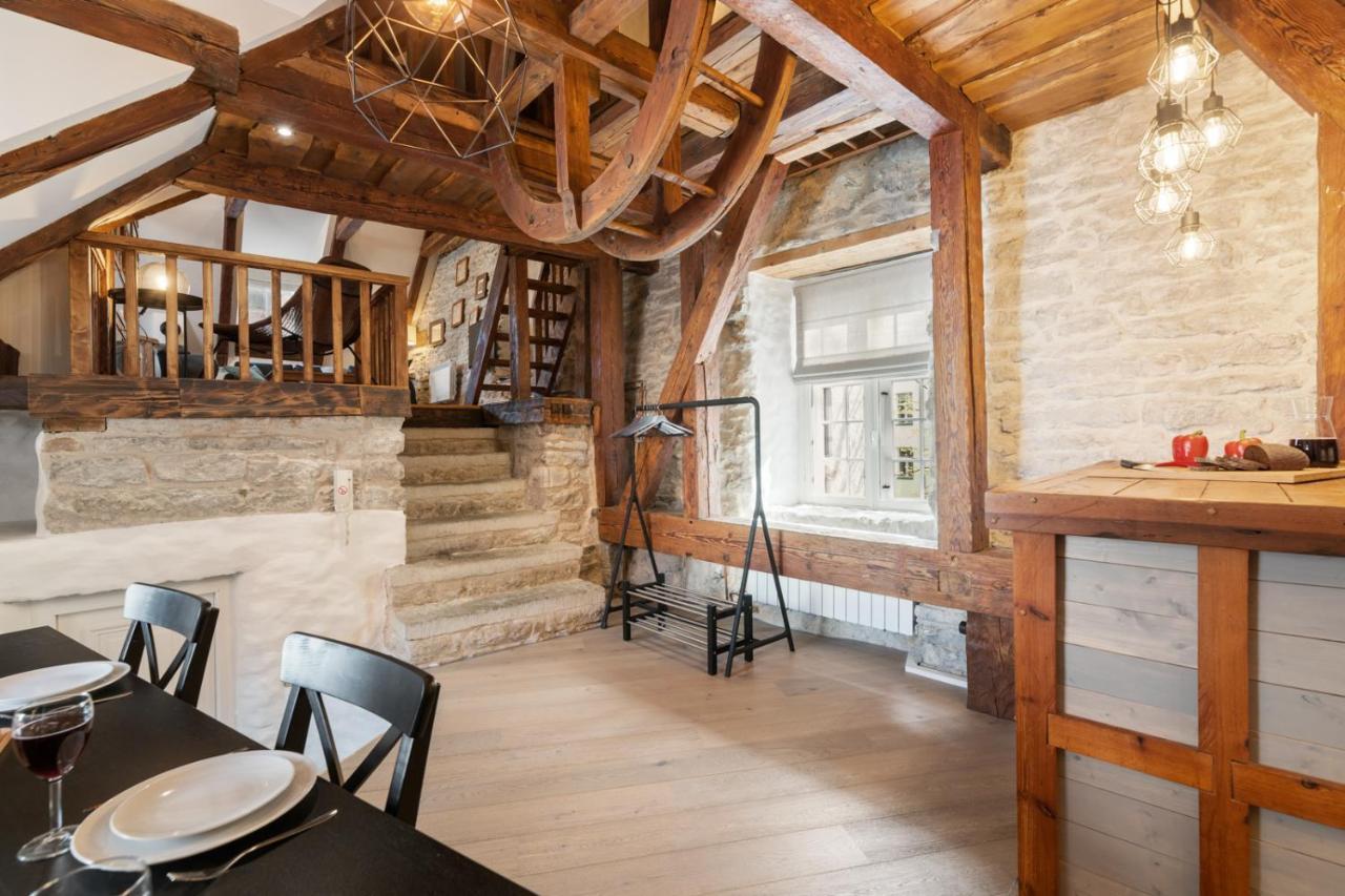 Hilltop Apartments - Old Town Kuninga Tallin Exterior foto